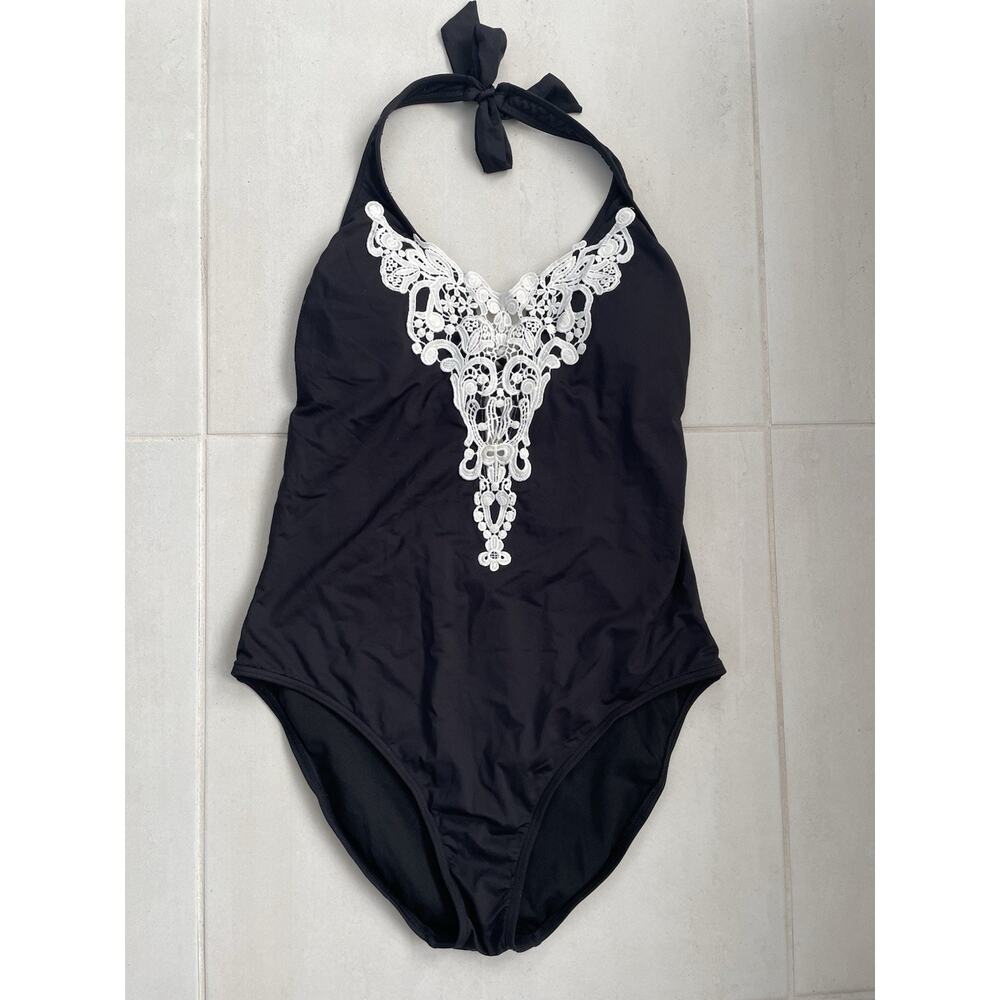 Kenneth Cole Reaction Swim One Piece Swimsuit Crochet Beach